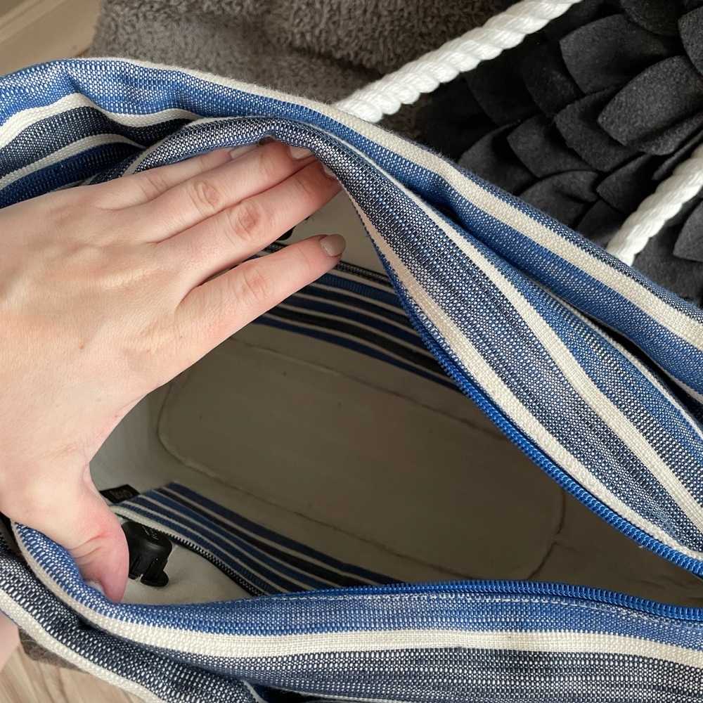 O-Bag Spring/Summer Tote - Picture 2 of 2